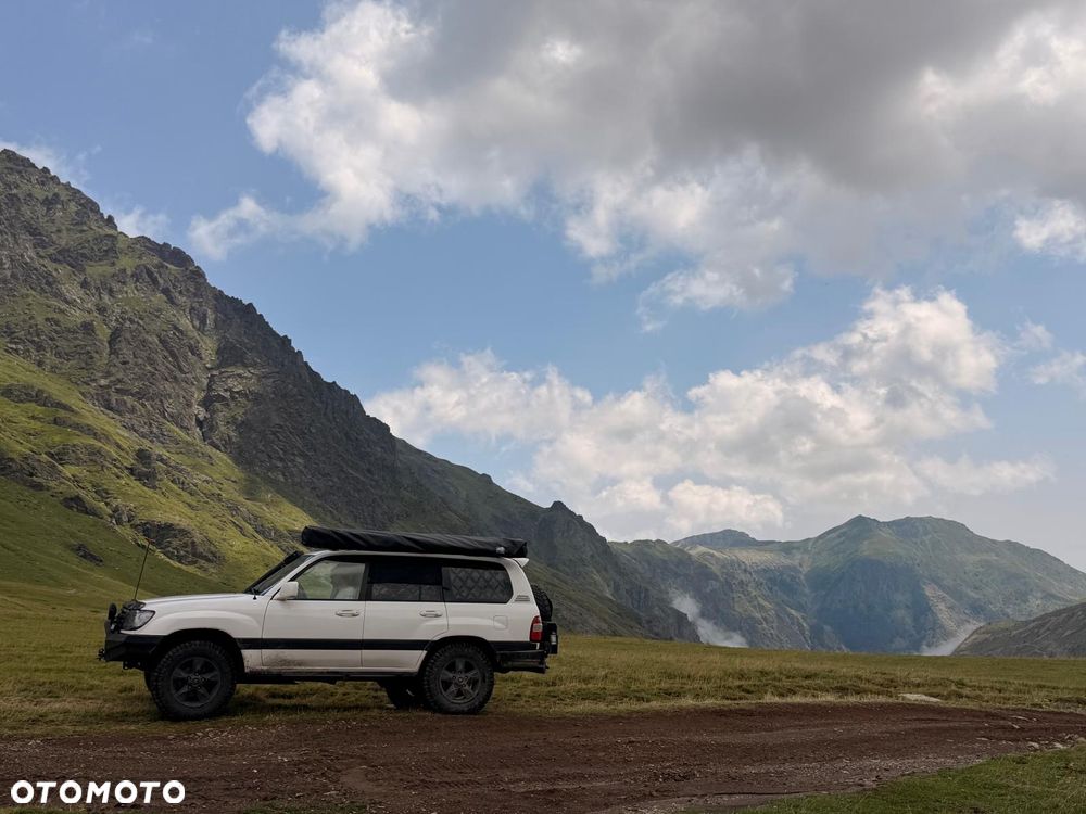 Toyota Land Cruiser 100 Executive - 15