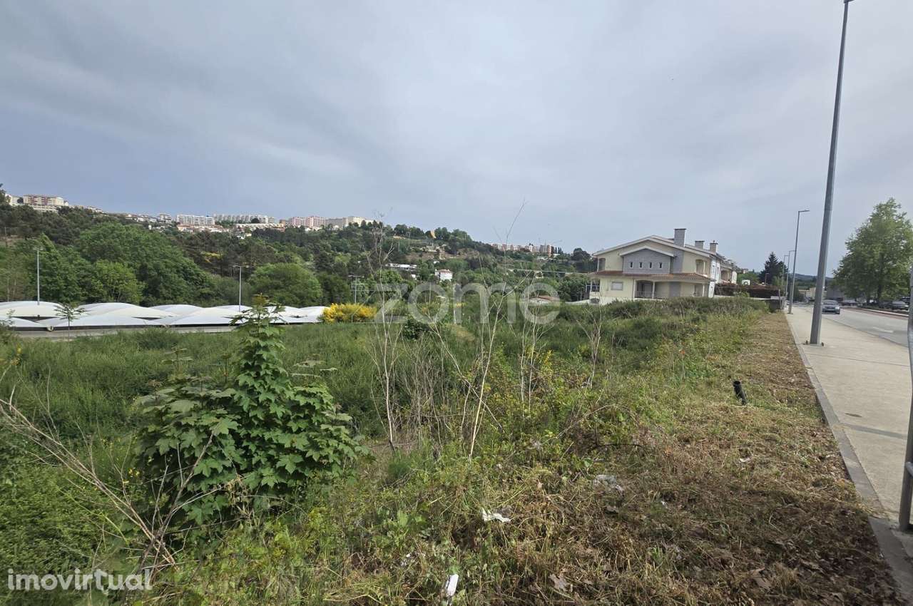 Lote 3 - Terreno Urbano para Construção - Grande imagem: 2/5