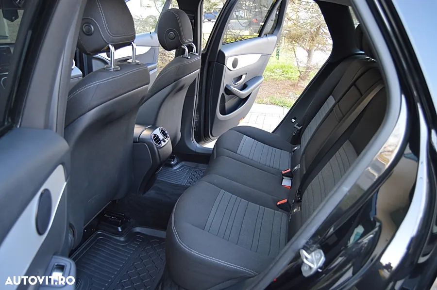 Mercedes-Benz GLC 220 d 4MATIC 9G-TRONIC - 26