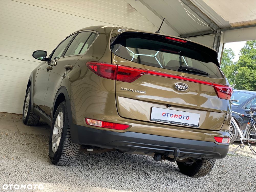 Kia Sportage 1.6 GDI 2WD Attract - 32