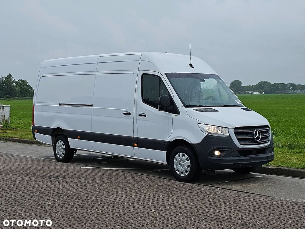 Mercedes-Benz Sprinter 317 L3H2 Navi / Kamera