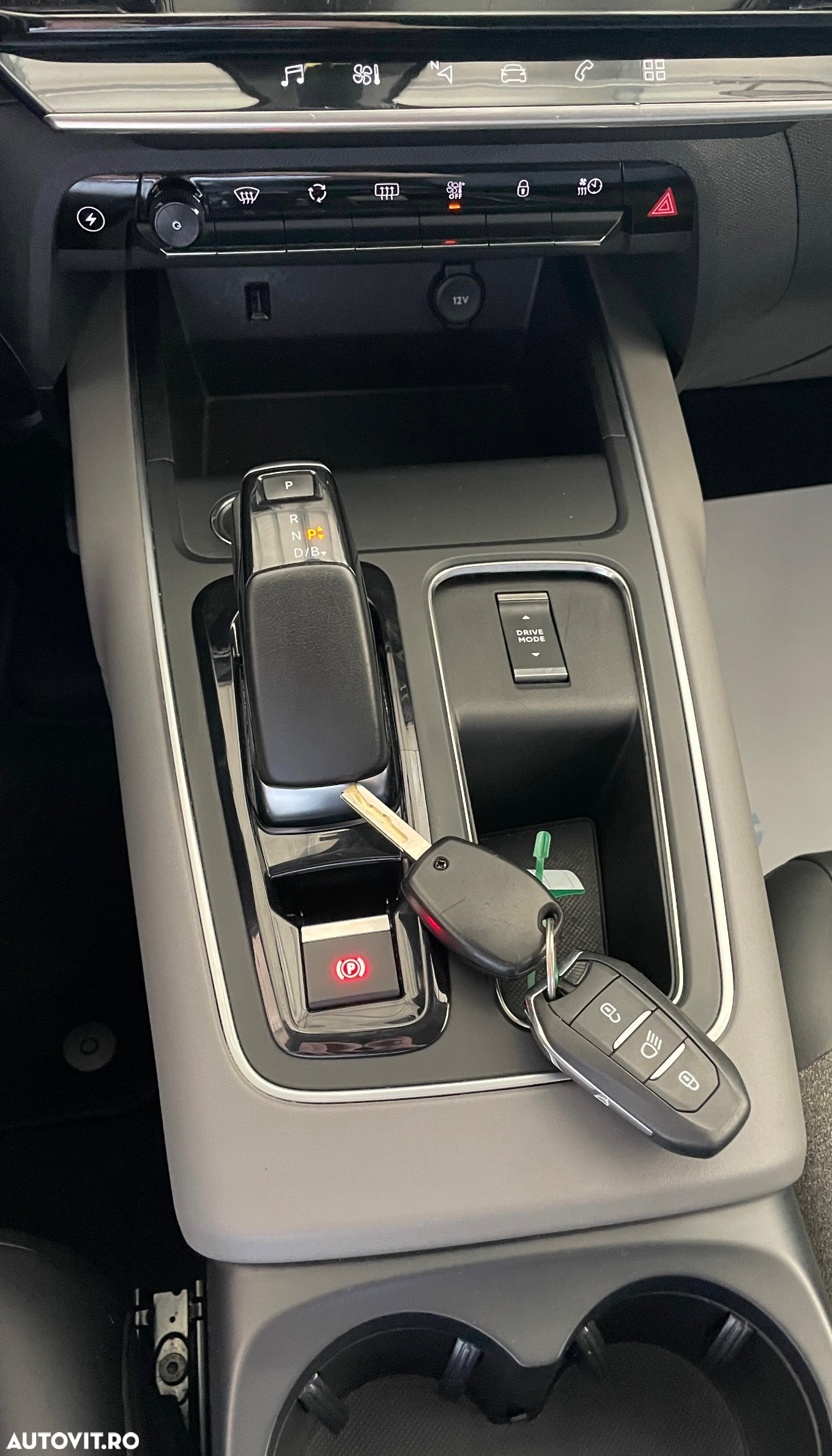 Citroën C5 Aircross 1.6 PHeV FWD 225 EAT8 Shine - 28