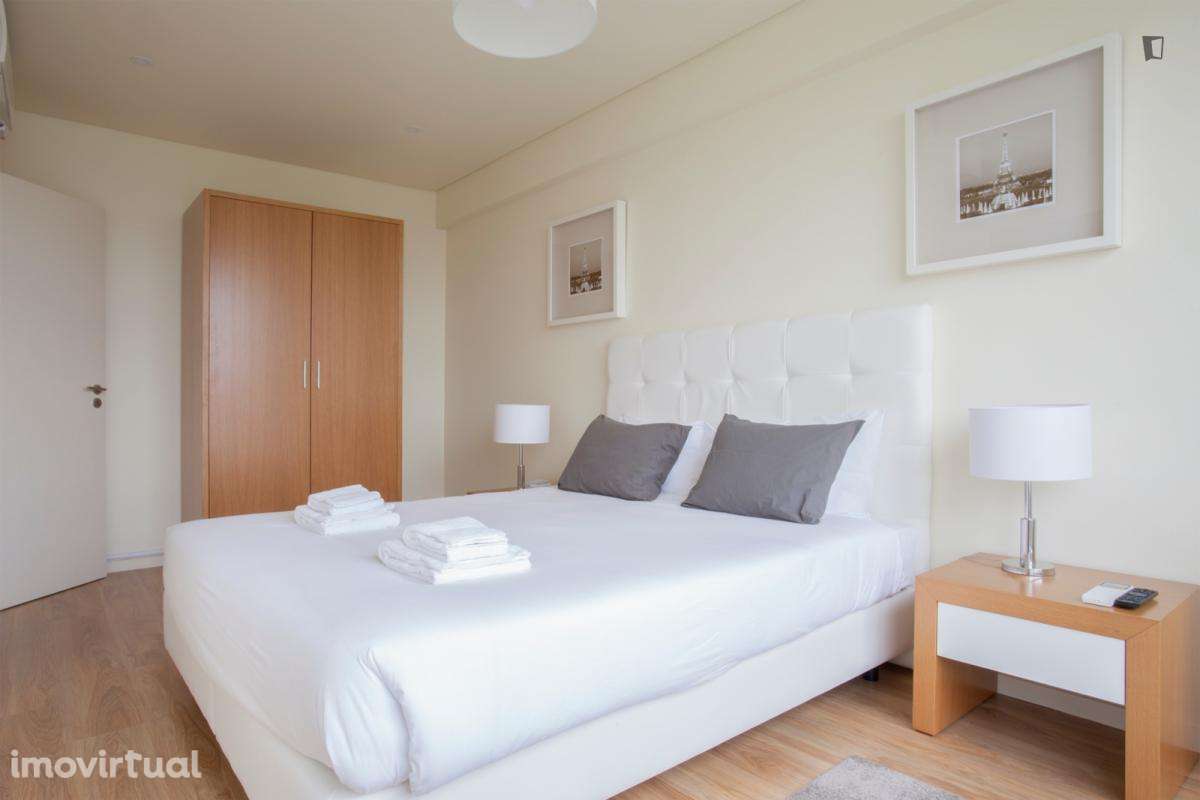 Apartamento com 1 quartos - localizado em Santo Ildefonso Porto - Grande imagem: 3/15