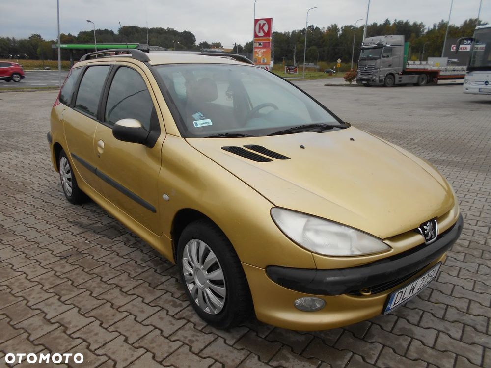 Peugeot 206 1.1 Color-Line - 1