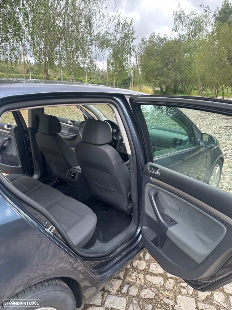 VW Golf 1.9 TDi 6V Confortline - 12