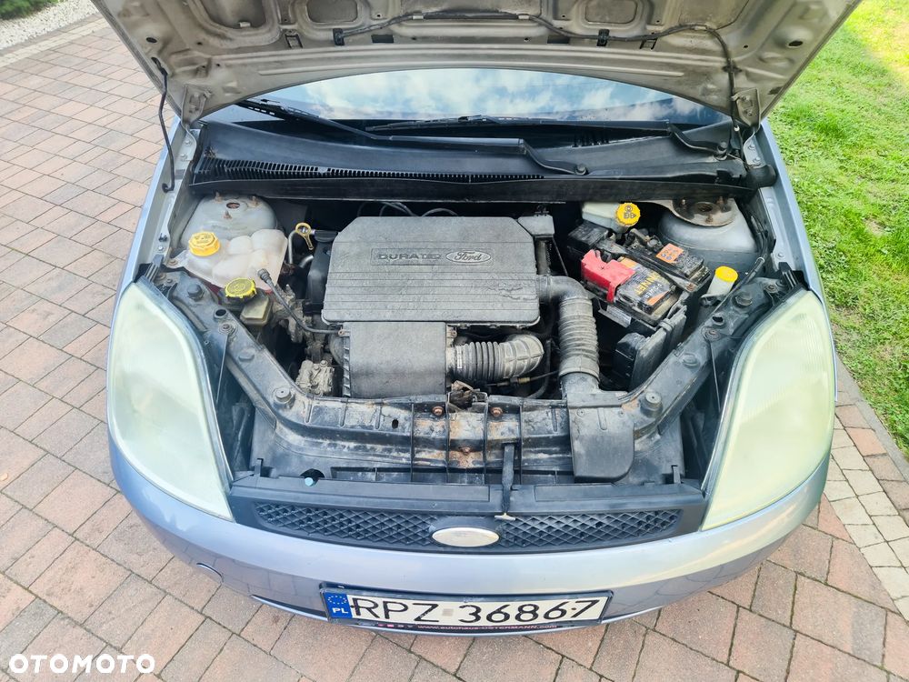 Ford Fiesta 1.3 Ambiente - 9