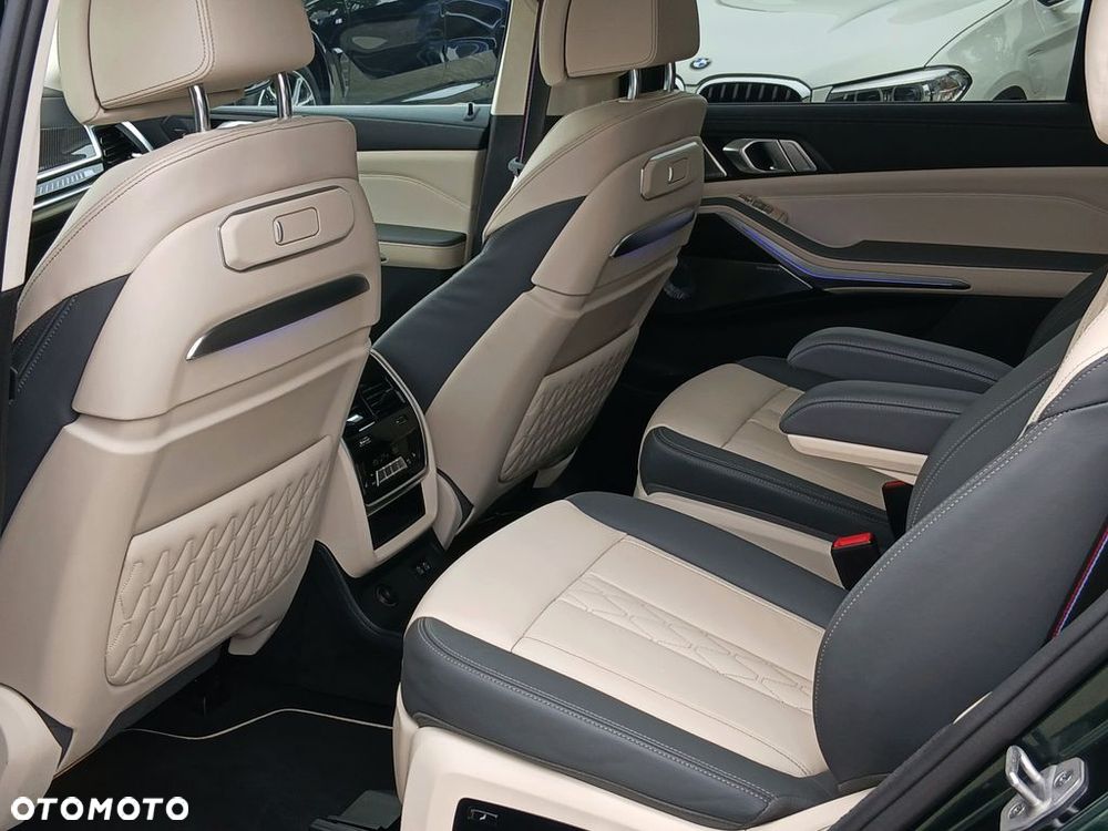 BMW X7 M60i xDrive mHEV M Sport Edition sport - 18