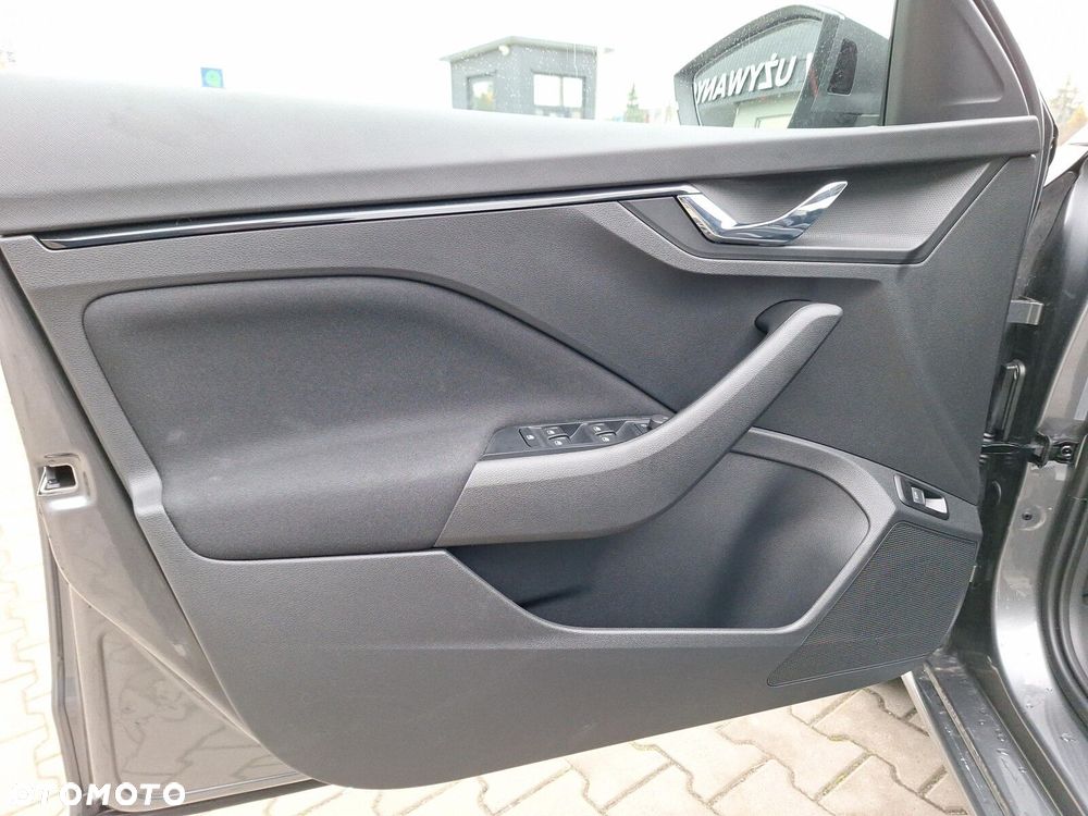 Skoda Scala 1.0 TSI Edition 130 DSG - 11