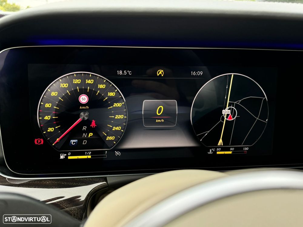 Mercedes-Benz CLS 350 d 4Matic AMG Line - 32