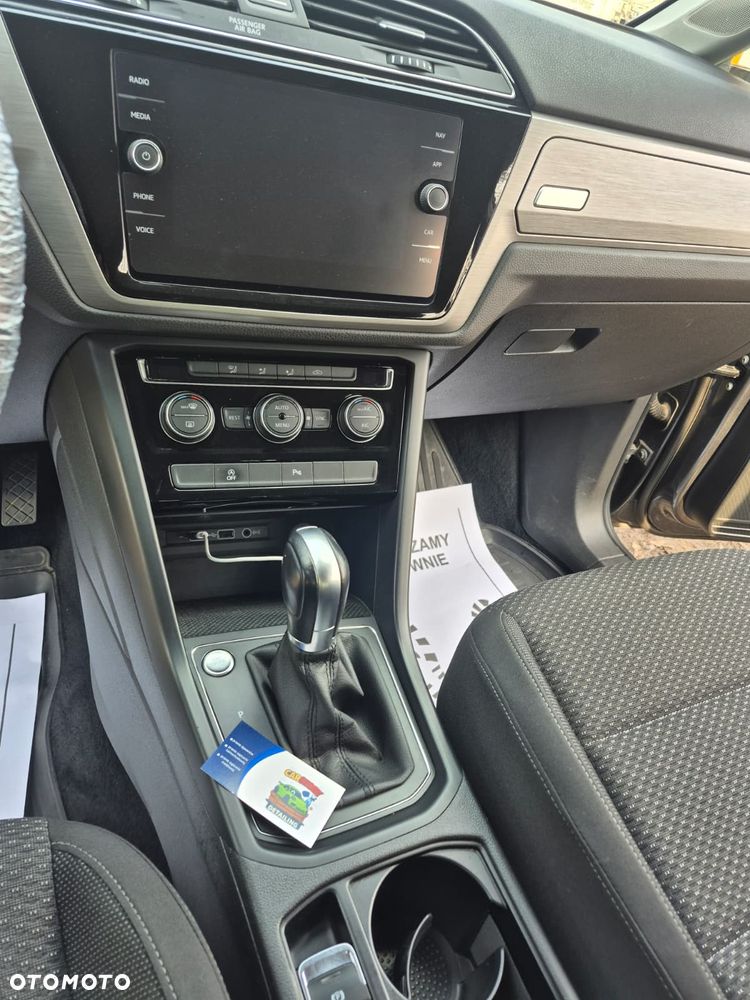 Volkswagen Touran 2.0 TDI SCR (BlueMotion Technology) DSG Comfortline - 17