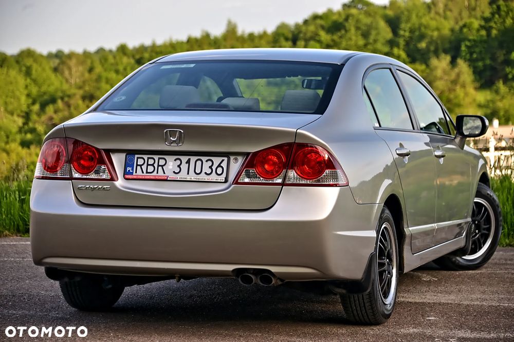 Honda Civic 1.8 Executive - 6