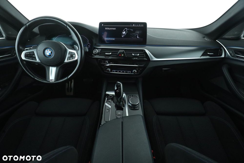 BMW Seria 5 - 28