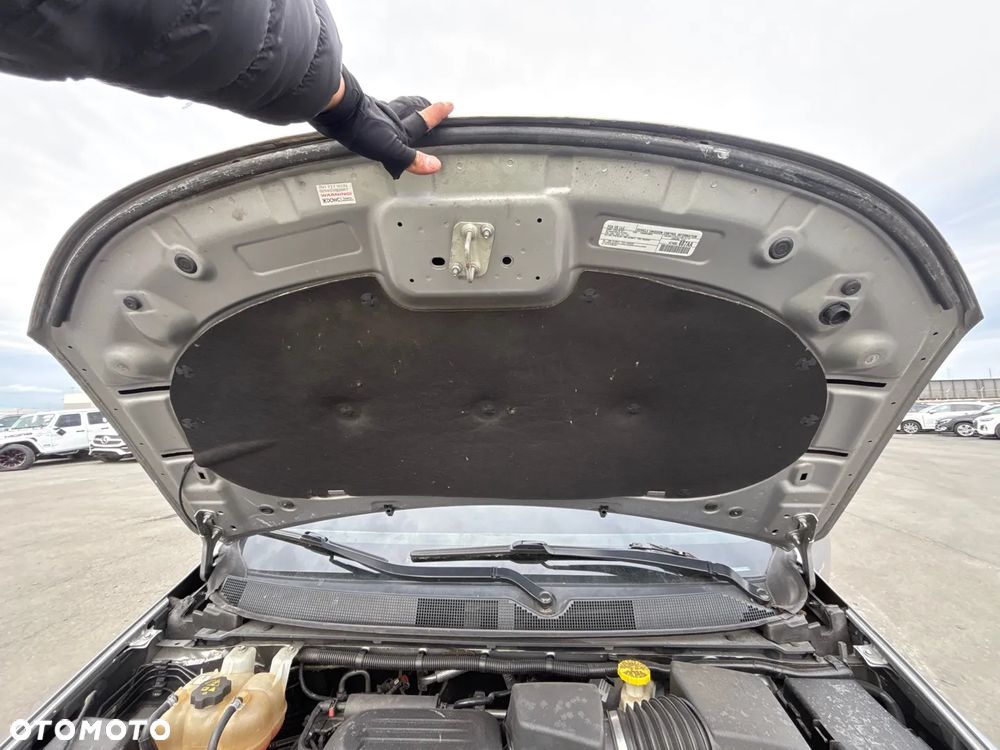 Chrysler Pacifica - 6