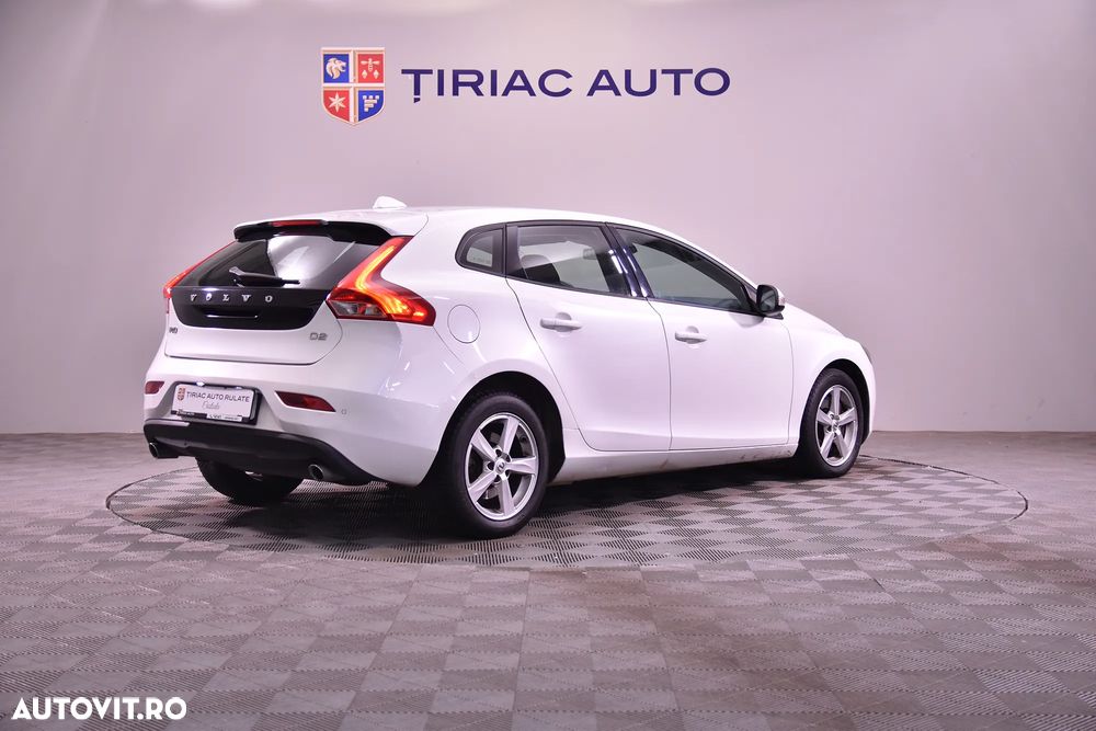 Volvo V40 - 5