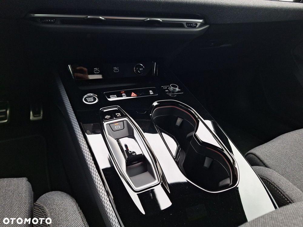 Audi A5 Avant TFSI S tronic - 16