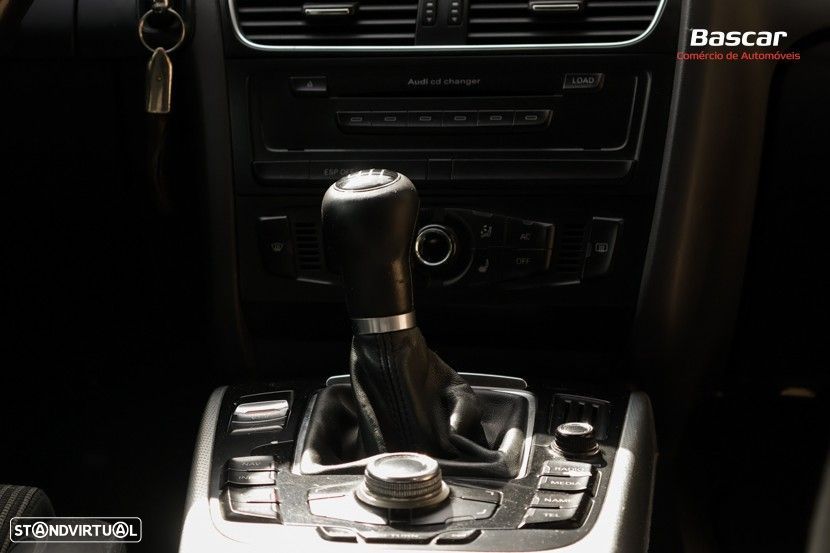 Audi A4 Avant 2.0 TDI Business Line Sport - 41