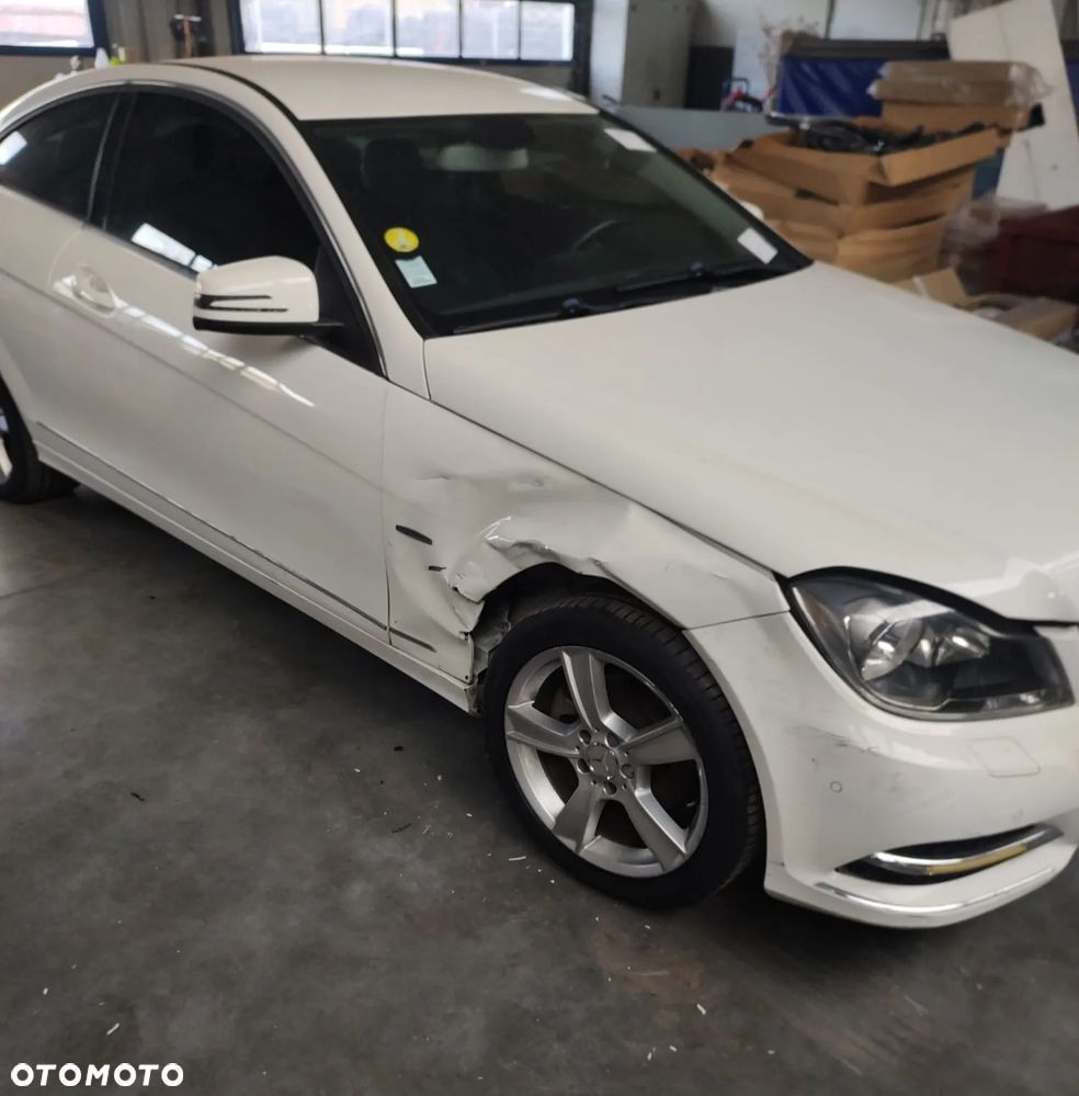 Mercedes-Benz Klasa C - 16