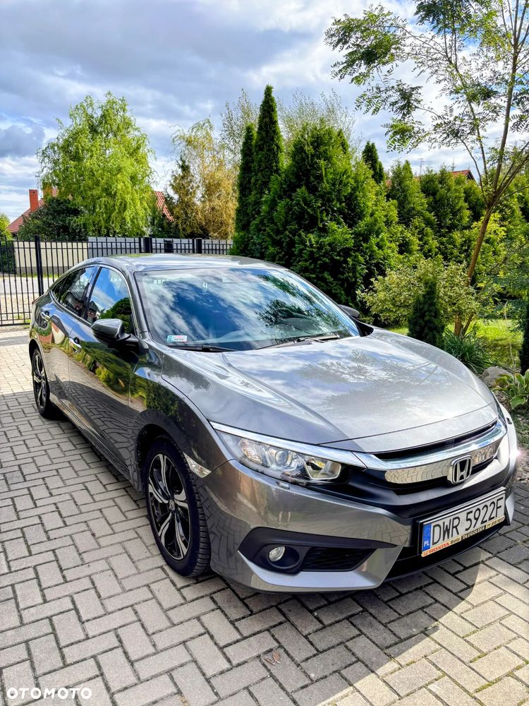 Honda Civic 1.5 T Elegance - 1