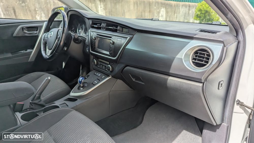 Toyota Auris 1.8 HSD P.Te.+17+E.Al.+Navi - 27