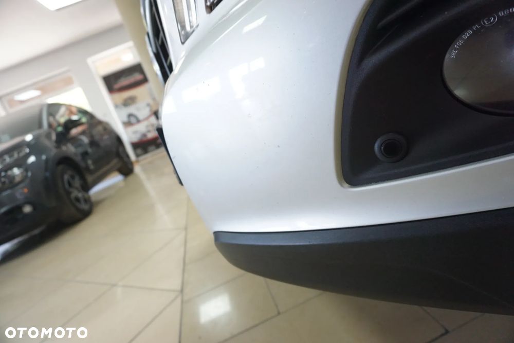 Volvo XC 60 2.4D DRIVe Momentum - 18