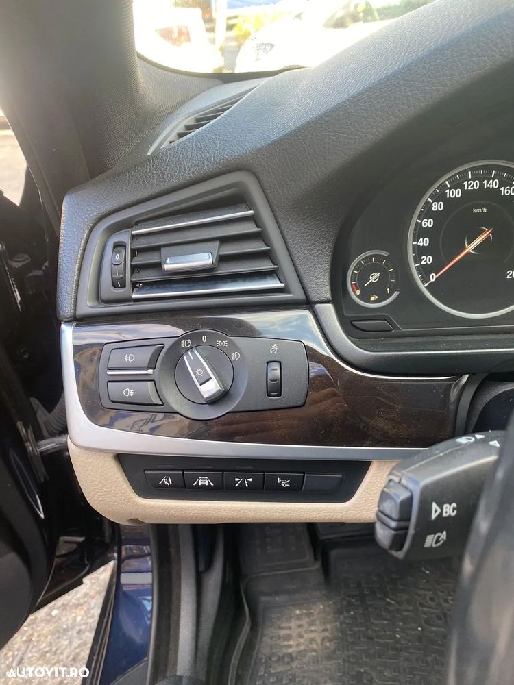 BMW Seria 5 520d xDrive - 3