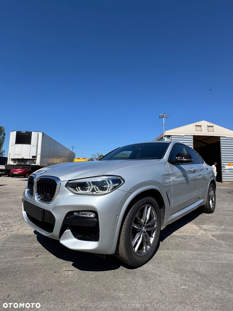 BMW X4 - 22