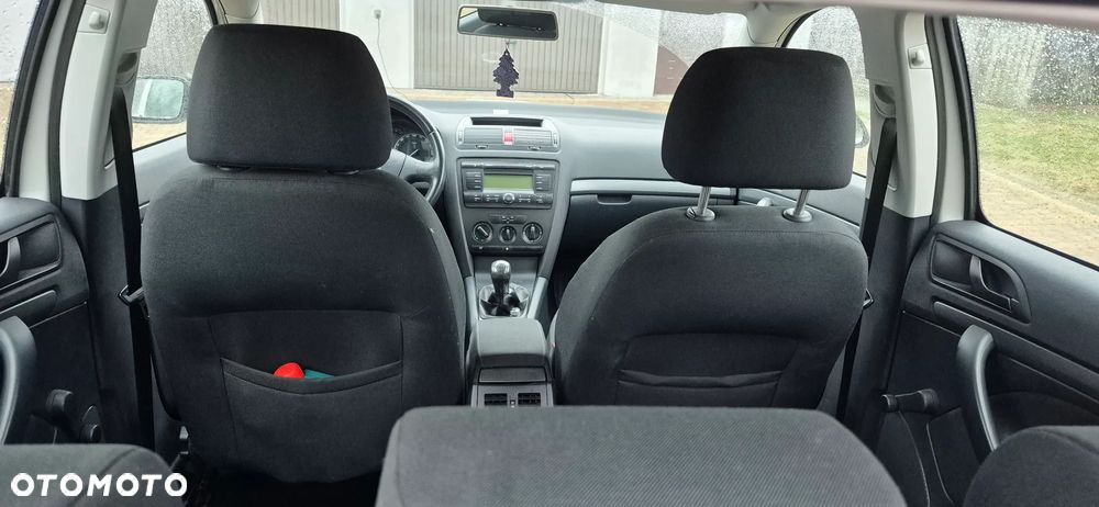 Skoda Octavia 1.6 Classic - 6