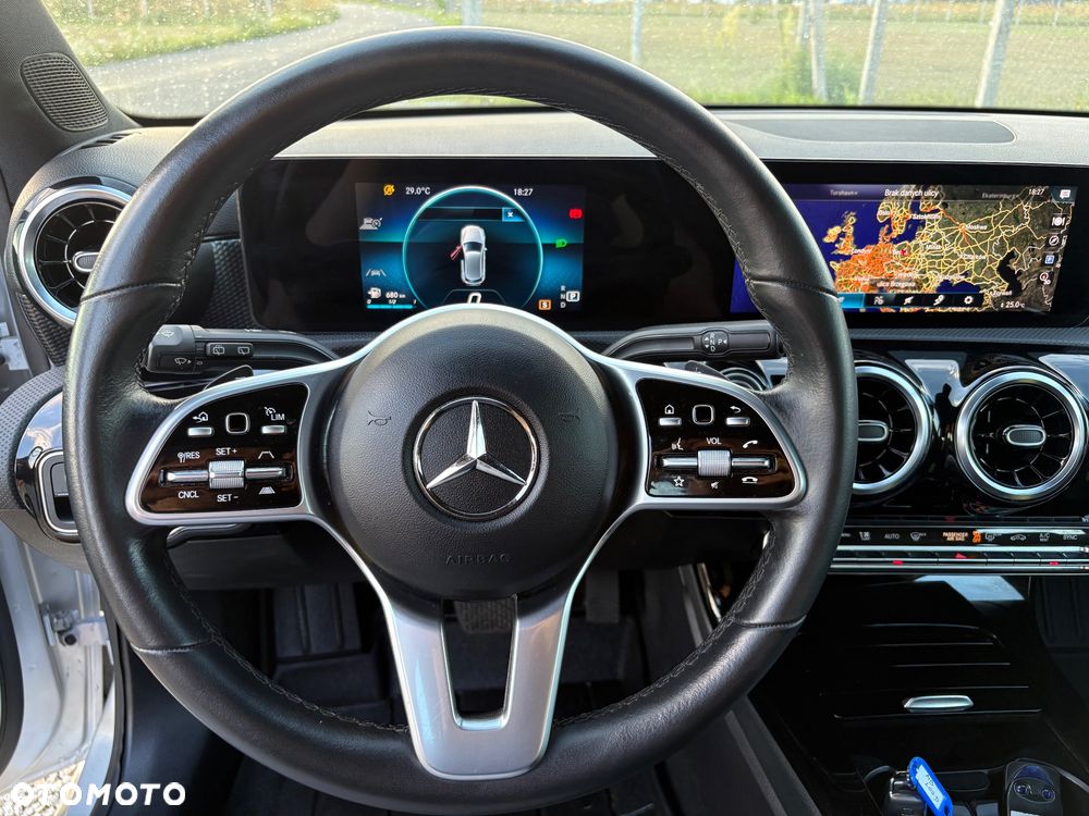 Mercedes-Benz Klasa A 200 d 8G-DCT Progressive - 17