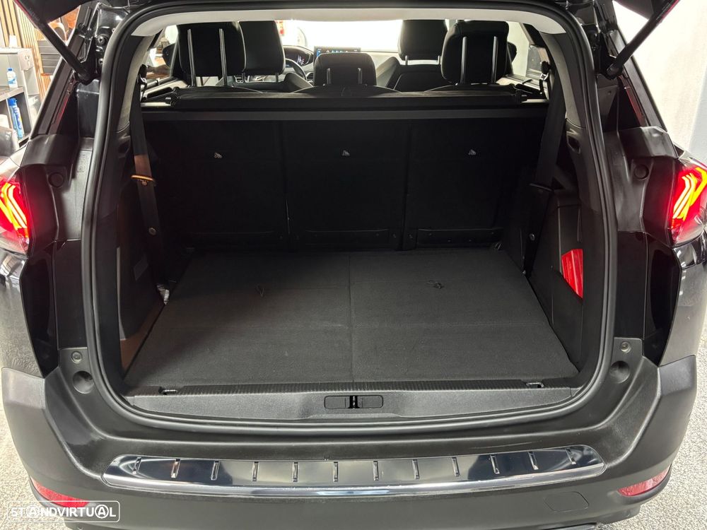 Peugeot 5008 1.5 BlueHDi Allure Pack EAT8 - 24