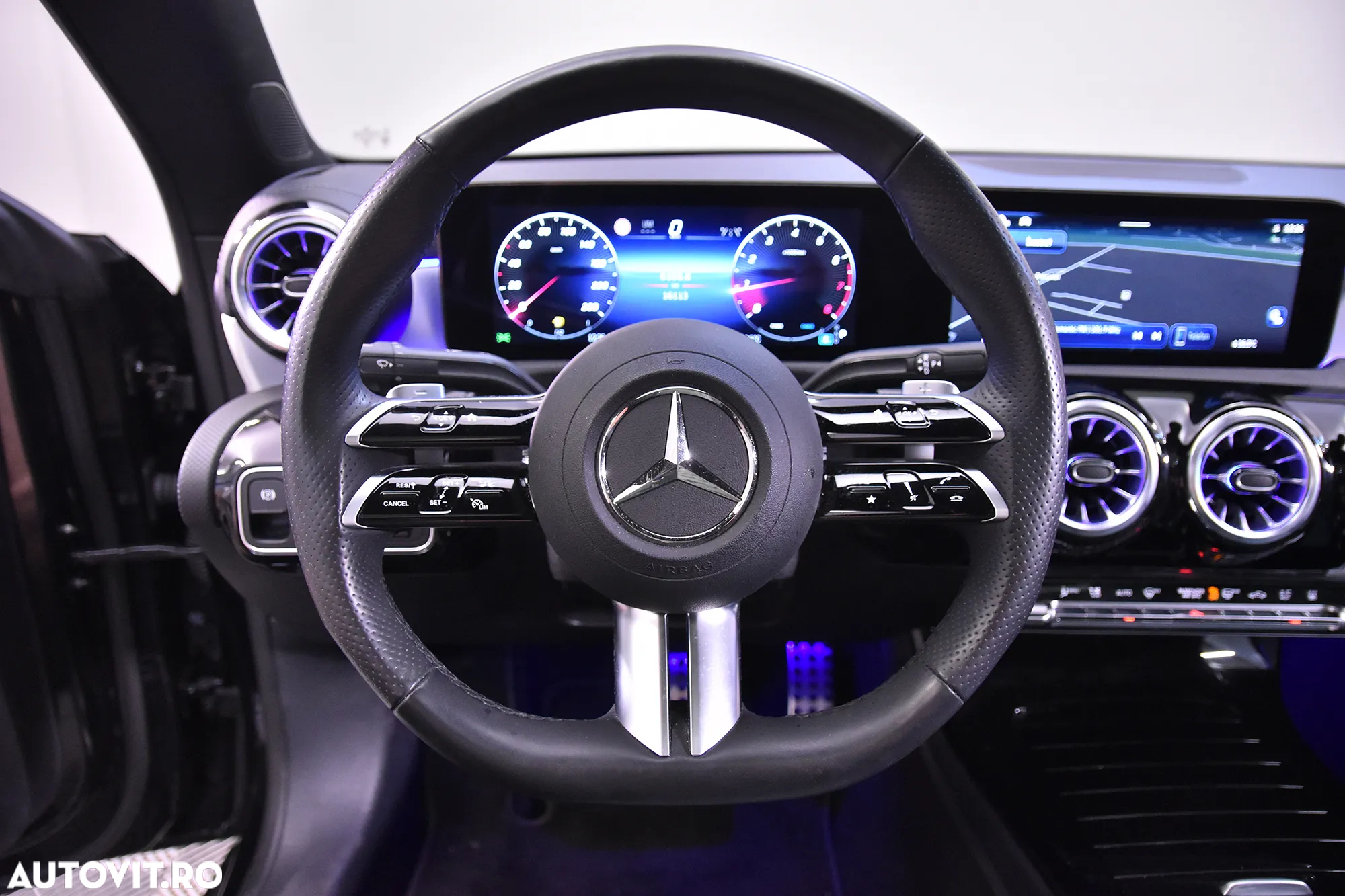 Mercedes-Benz CLA 200 MHEV Coupe - 17