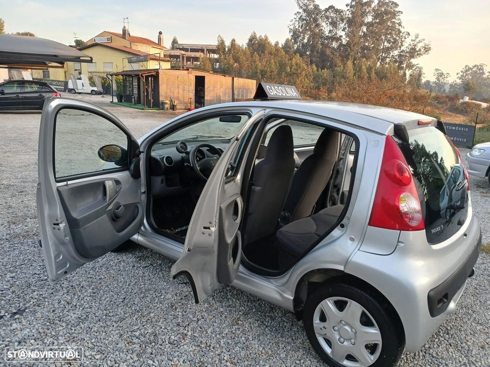 Peugeot 107 1.0 Trendy - 4