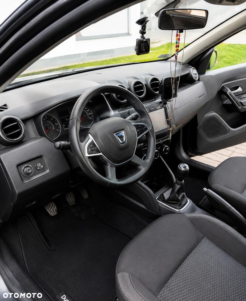 Dacia Duster 1.6 SCe Urban Explorer S&S - 9