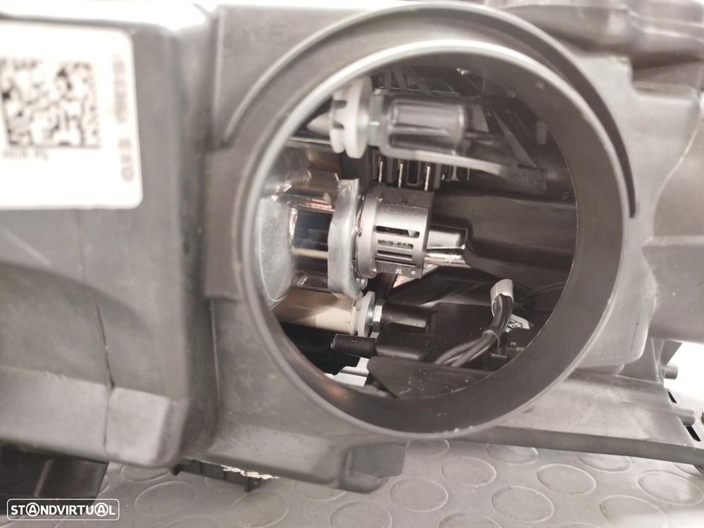 FAROL DIREITO AUDI A1 SPORTBACK GBA - 4