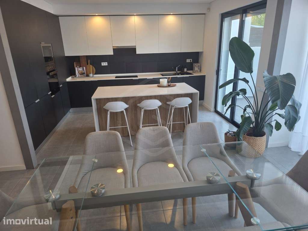 Moradia V3, vista mar e serra, Olhão, Algarve - Grande imagem: 5/39