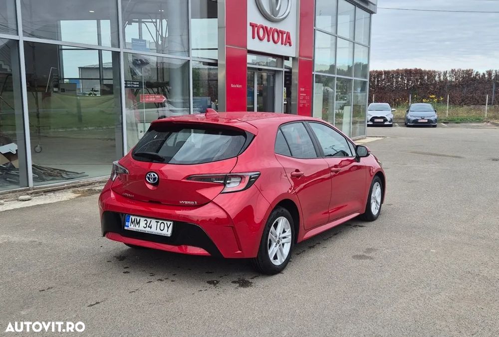 Toyota Corolla 1.8 HSD Dynamic - 3