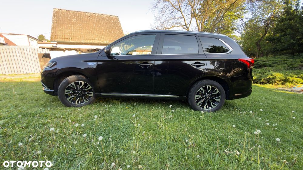 Mitsubishi Outlander 2.0 4WD - 10
