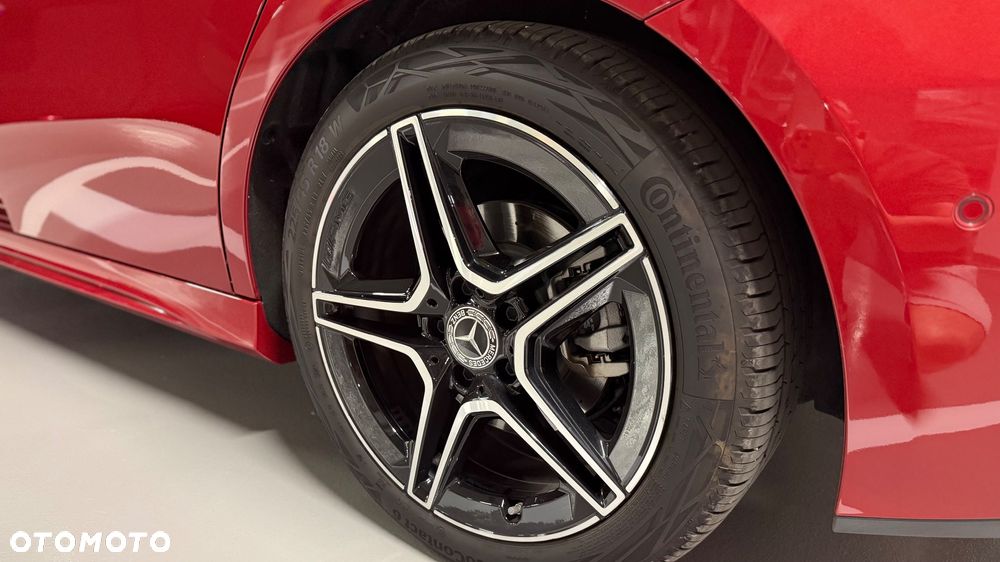 Mercedes-Benz Klasa A 200 AMG Line 7G-DCT - 16