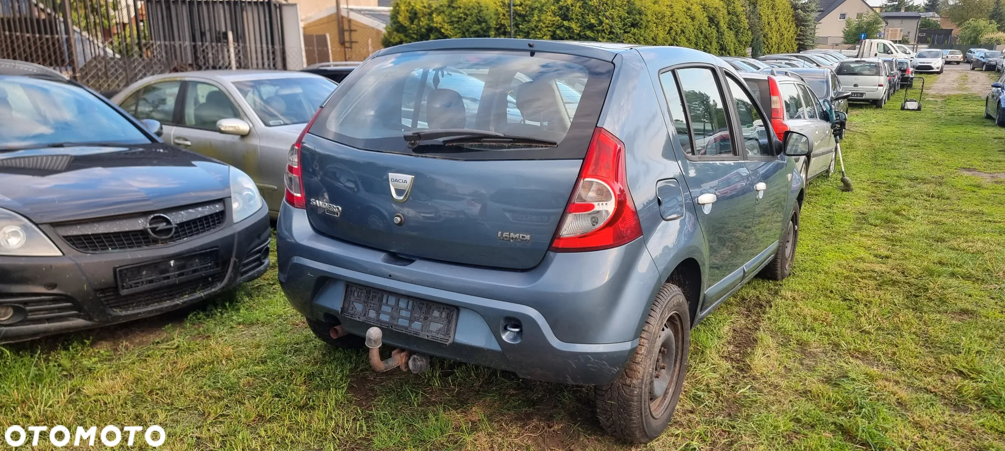 Dacia Sandero 1.6 MPI Laureate - 4