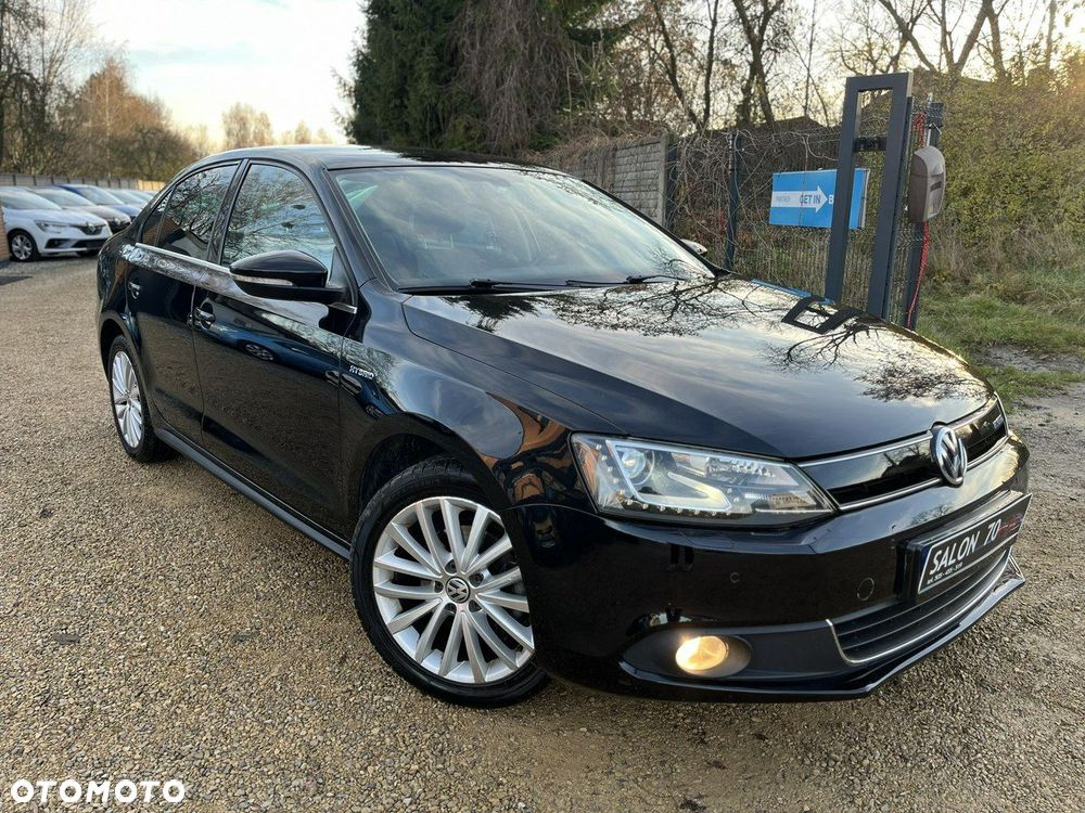 Volkswagen Jetta - 3