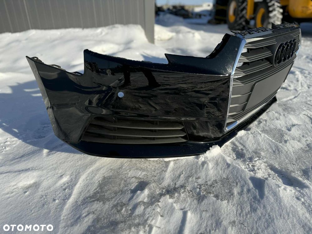 Audi A4 B9 Zderzak Przód Przedni PDC 15-19 Kolor: LY9B - 11