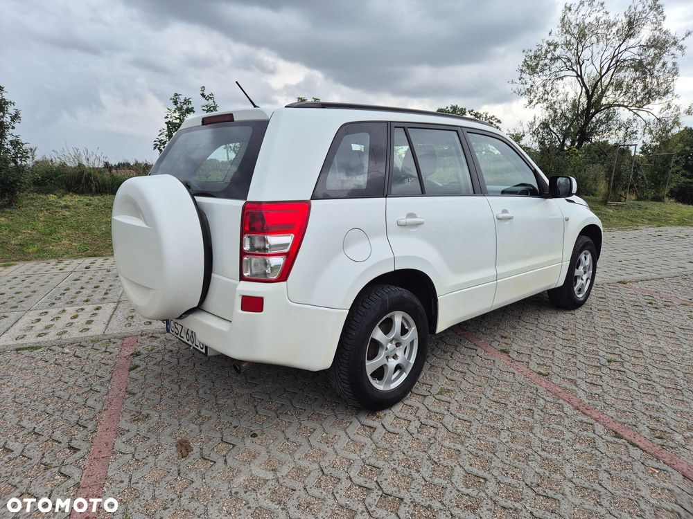 Suzuki Grand Vitara - 3