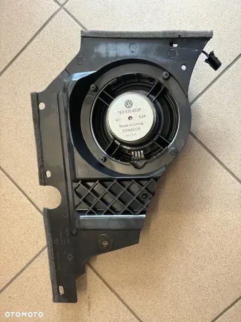 Głośnik prawy  obudowa prawa tył VOLKSWAGEN VW T5 LIFT T6  7E0035453F  7E0035242B - 3