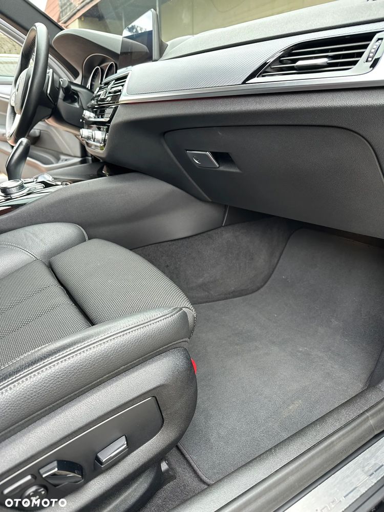 BMW Seria 5 520d xDrive Sport Line sport - 18