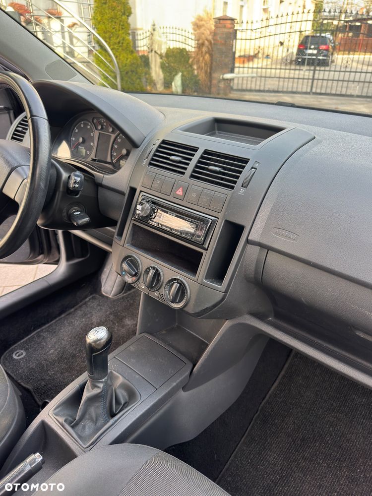 Volkswagen Polo 1.4 Tour Edition - 13
