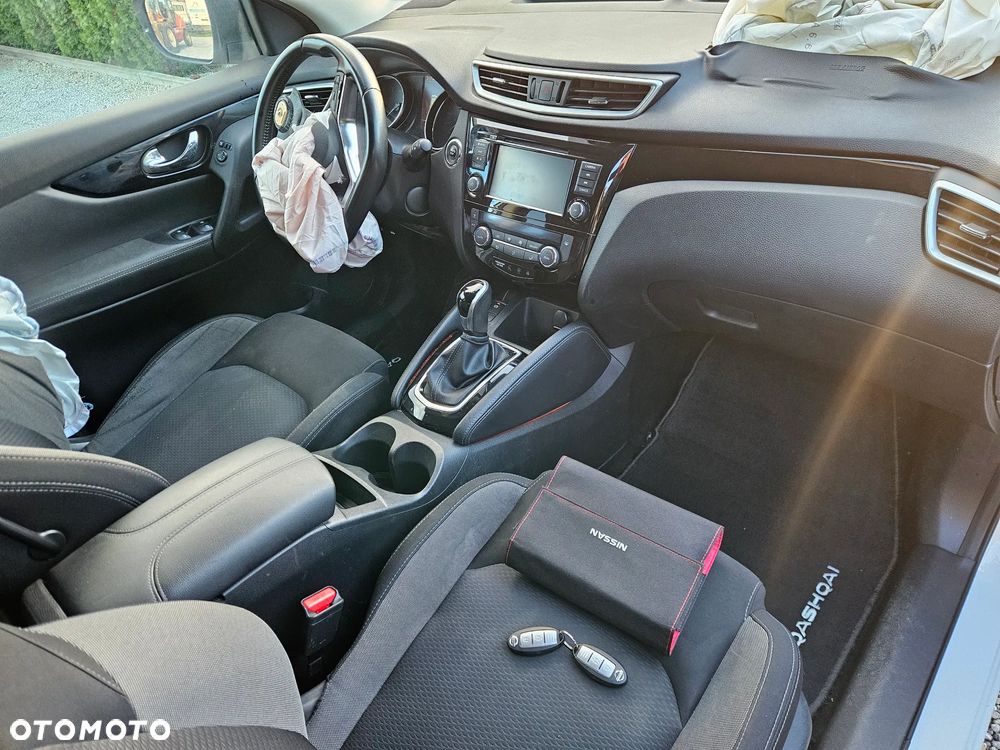 Nissan Qashqai 1.5 dCi DCT TEKNA - 5