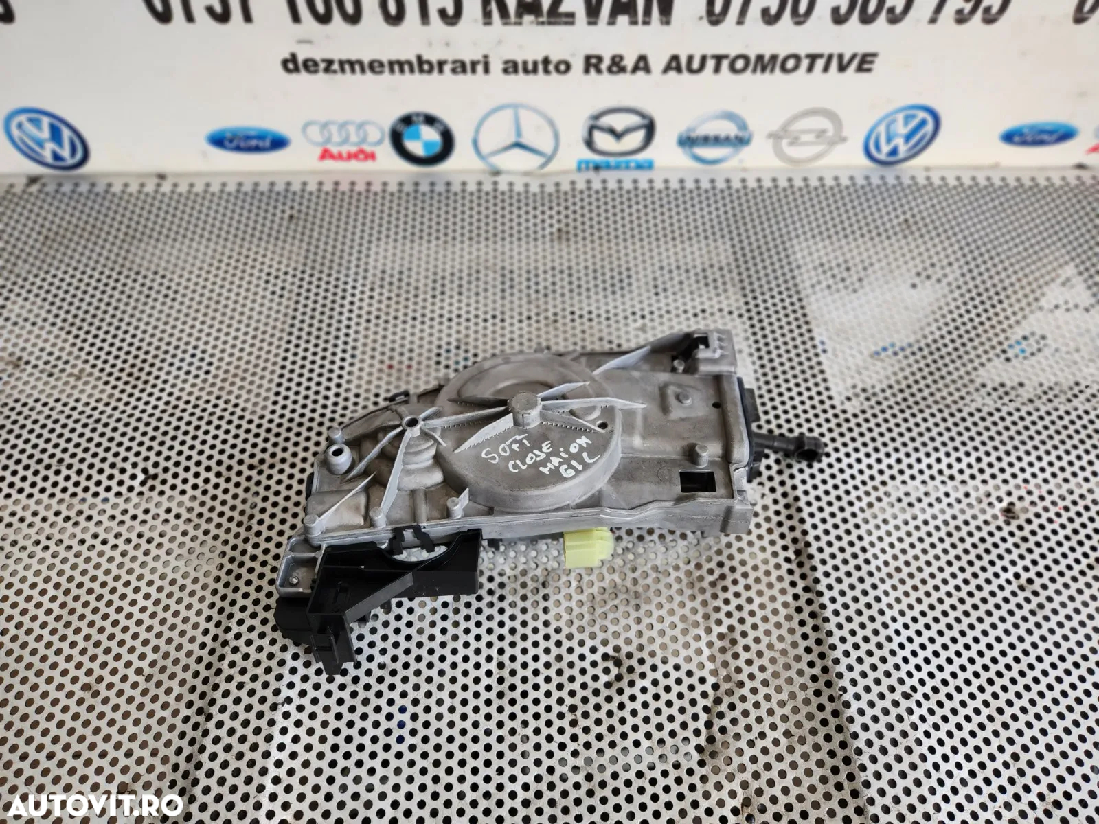 Motoras Sistem Soft Close Mercedes GLC W253 X253 Testat Garantie Cod A Dezmembrez Mercedes GLC X253 - 2