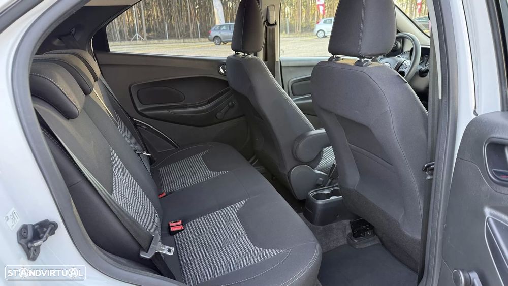 Ford KA+ 1.2 Ti-VCT White & Black Edition - 38