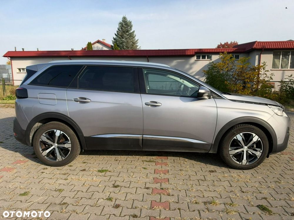 Peugeot 5008 - 4