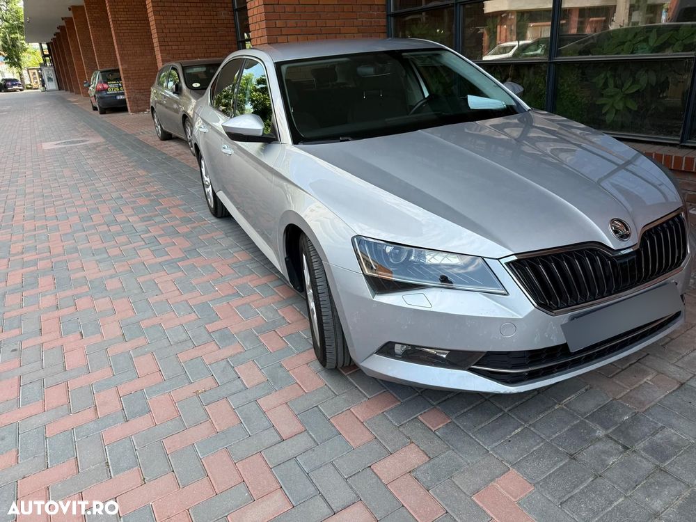 Skoda Superb 2.0 TDI DSG Ambition - 7