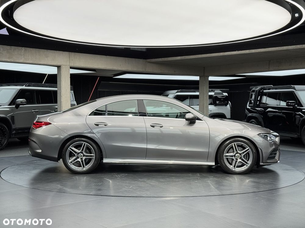 Mercedes-Benz CLA 200 AMG Line 7G-DCT - 7